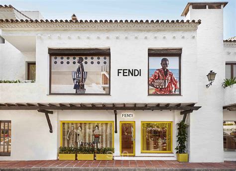 fendi la plaza.